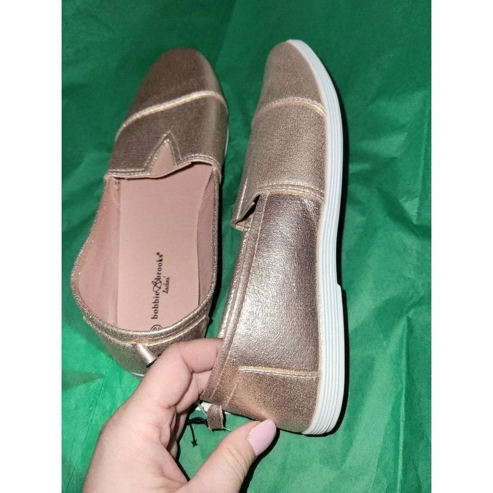 NWT Rose Gold Shimmer Slip On womens shoes size 10